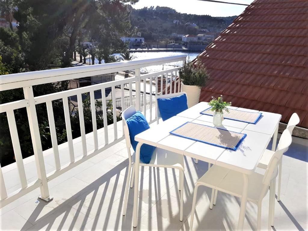 Apartments Barbaresko Лумбарда Екстериор снимка