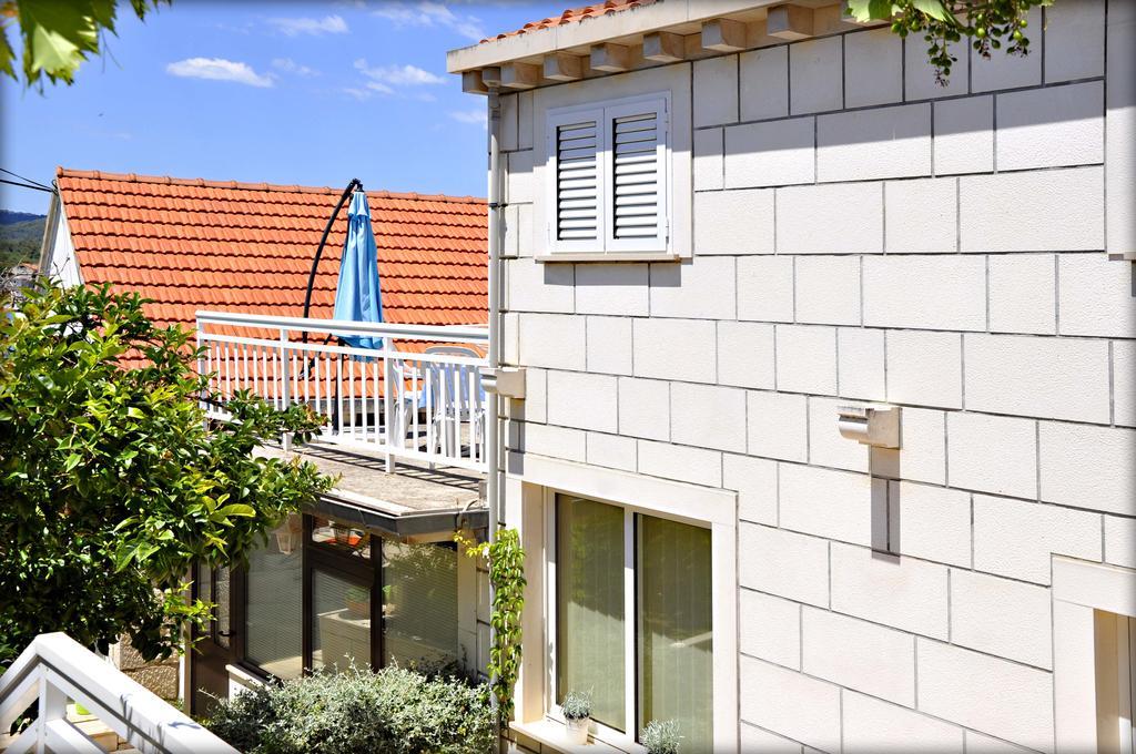 Apartments Barbaresko Лумбарда Екстериор снимка