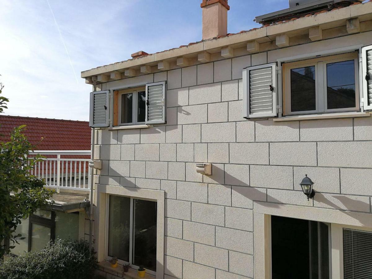 Apartments Barbaresko Лумбарда Екстериор снимка