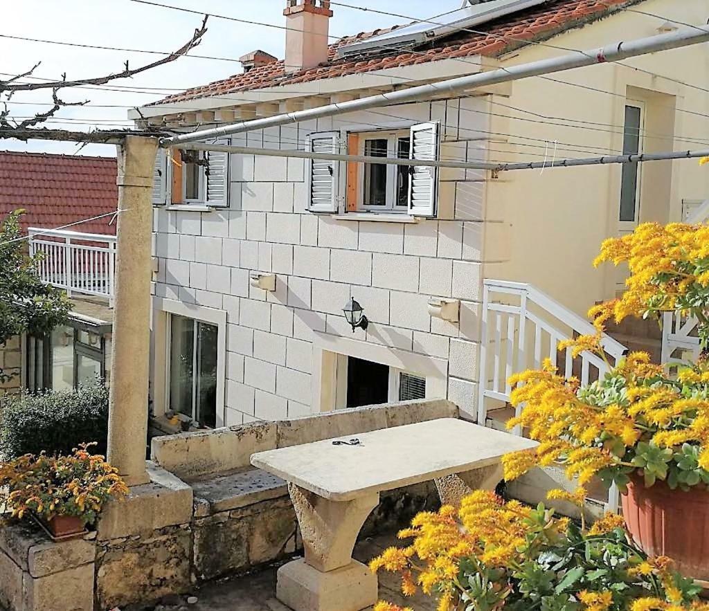 Apartments Barbaresko Лумбарда Екстериор снимка